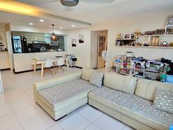 Blk 428A Floral Spring @ Yishun (Yishun), HDB 5 Rooms #597813741